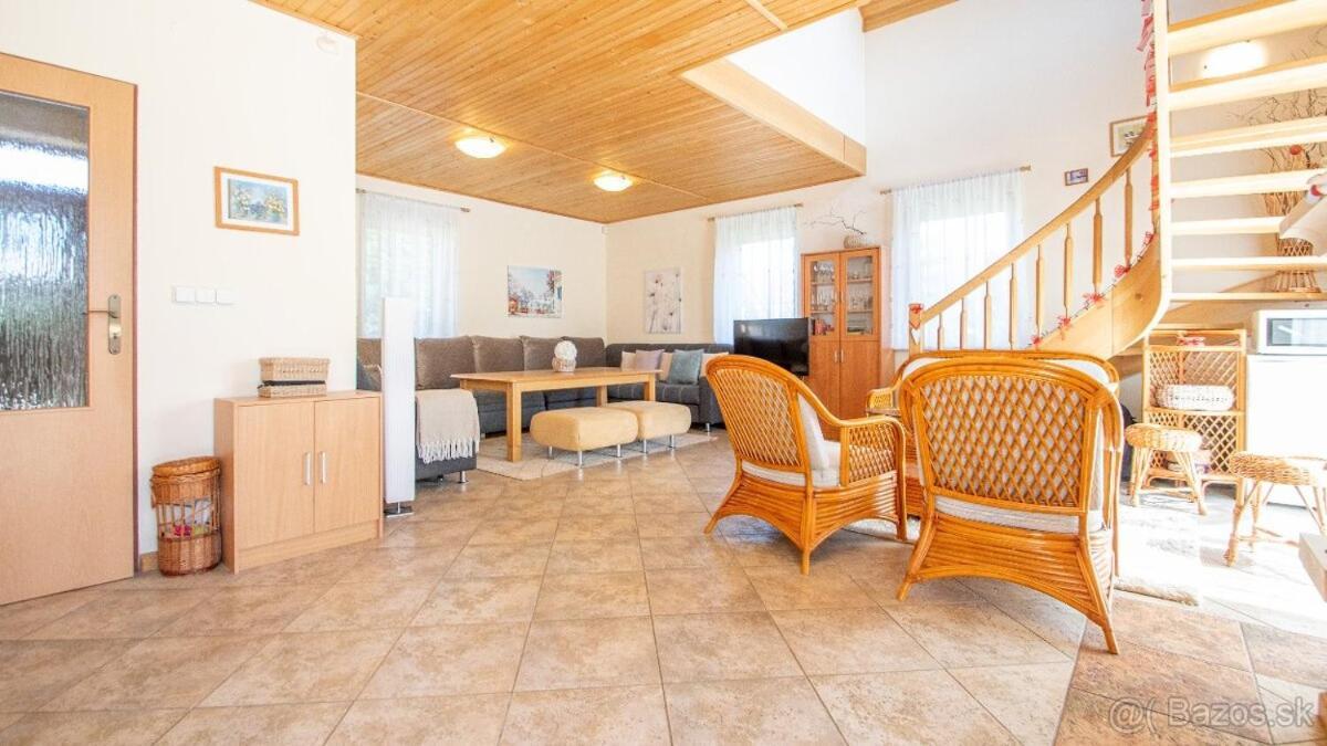 Villa Garfield Nitrianske Rudno Exteriör bild