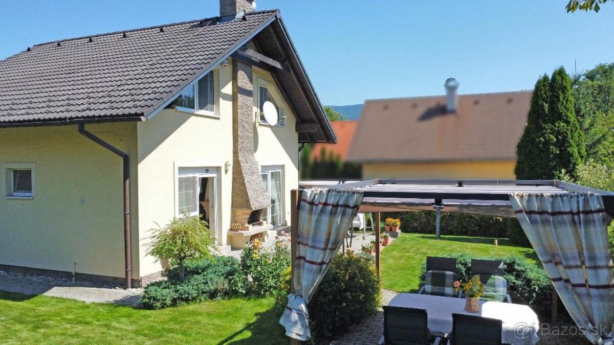 Villa Garfield Nitrianske Rudno Exteriör bild